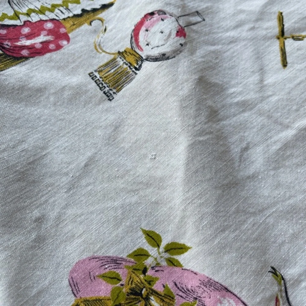 Vintage 60s Alice in Wonderland bedspread twin